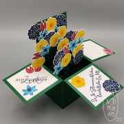 Box_voller_Blumen_seitlich