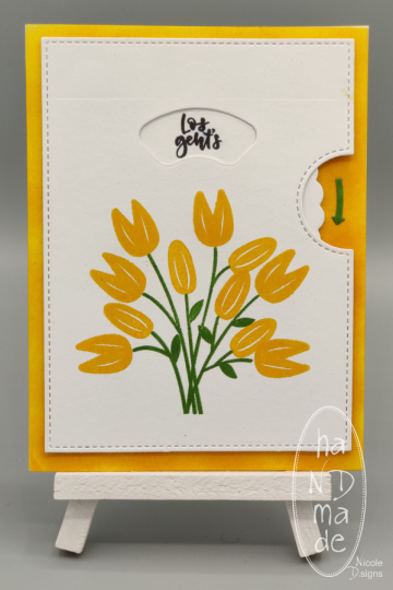 Gedrehte_gelbe_Blumen