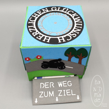1_Motorrad_Geldbox_oben