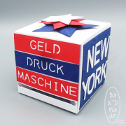 Gelddruckmaschine_NY_rechts
