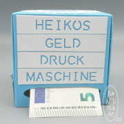Gelddruckmaschine_Hobbies_vorne